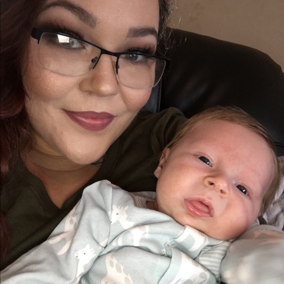 Hey Y’all!!! Roxanne here, you’re new Poshmarker! - Picture 8 of 8